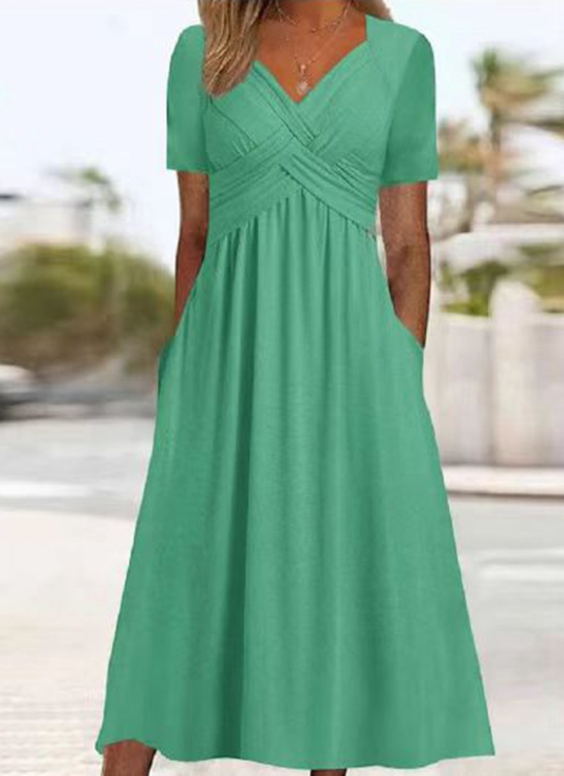 Elira Crossover Elegance Dress