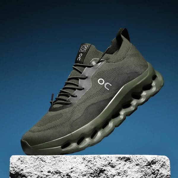 AERO COURT SNEAKERS