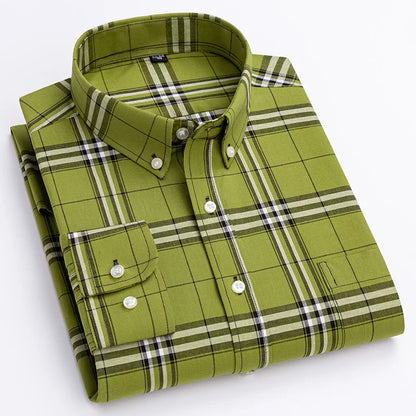Robert – Classic Checkered Shirt