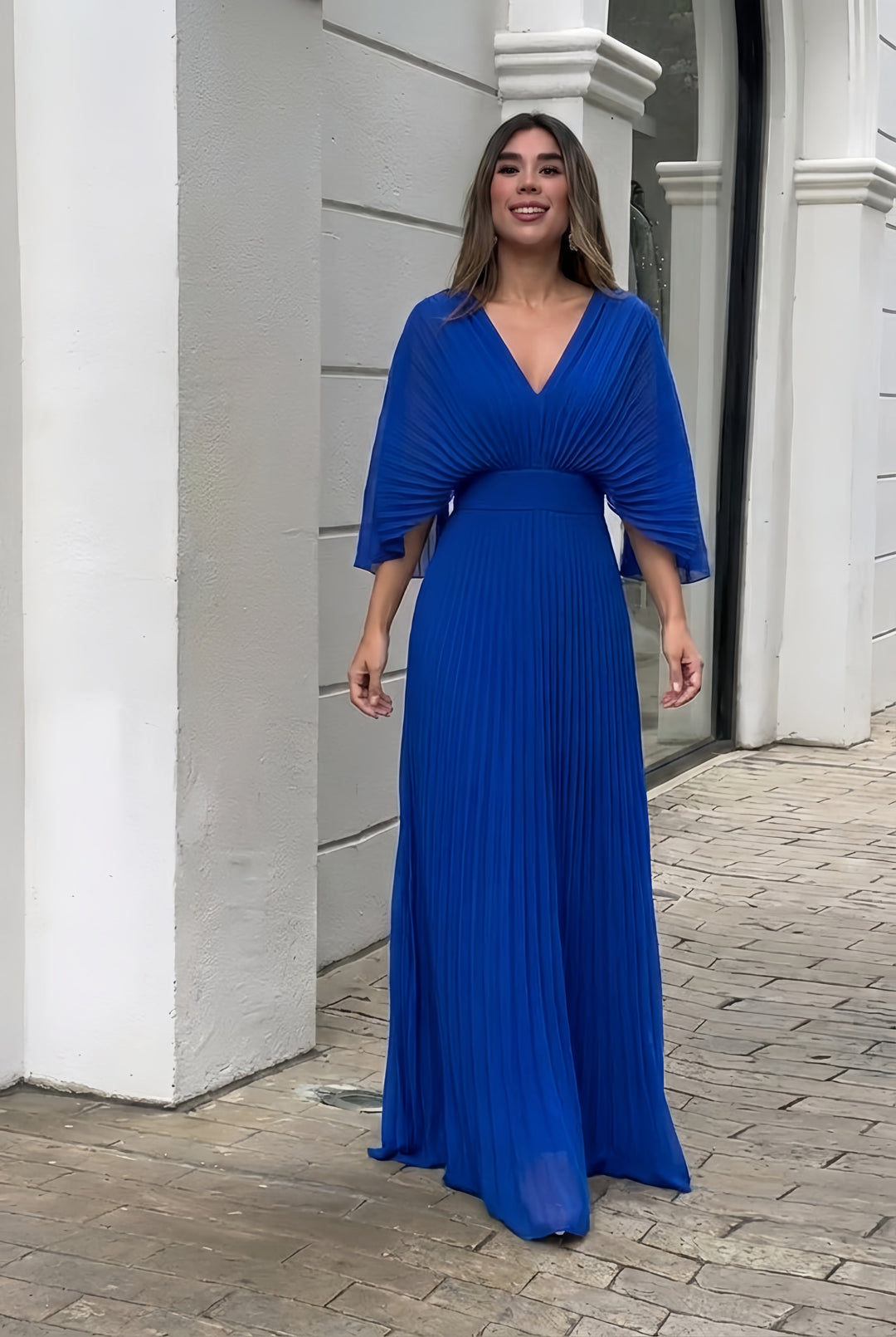 Serelina Pleated Elegance Maxi Dress