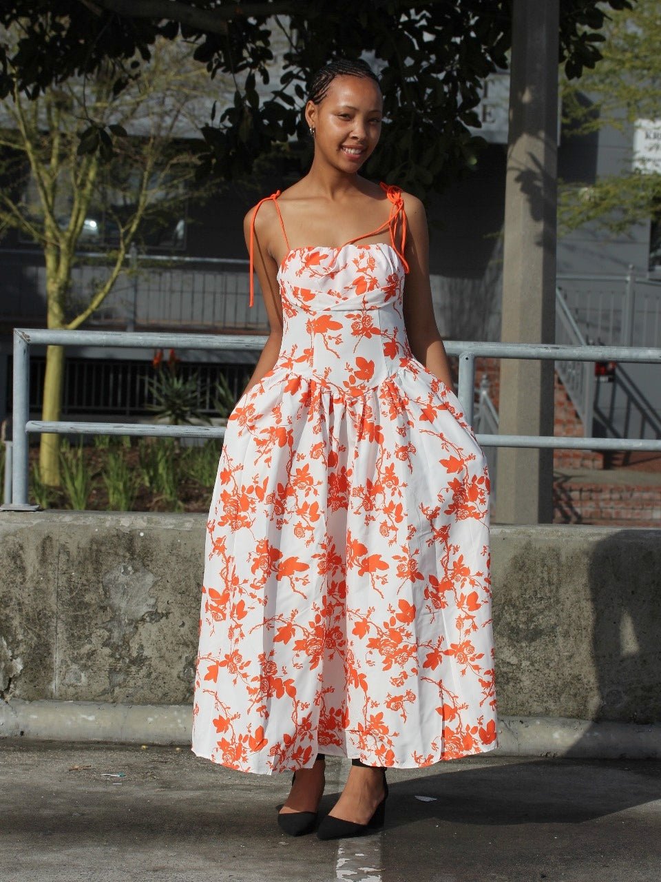 Serelina Sweetheart Strap Maxi Dress