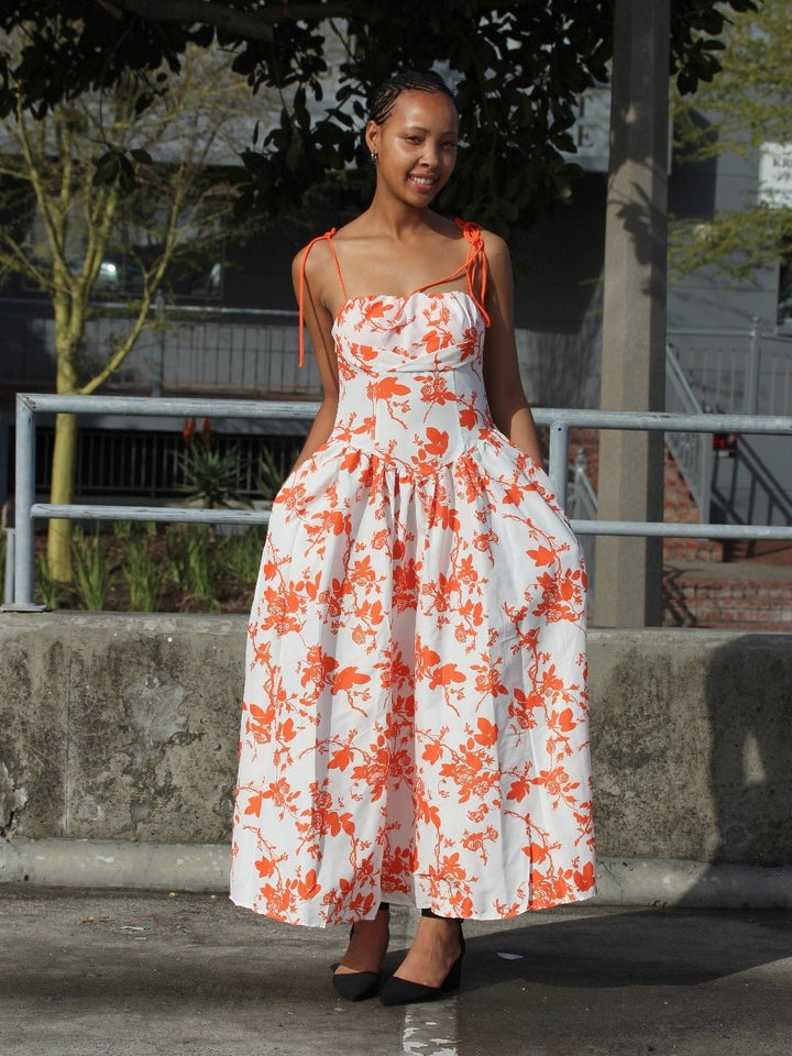 Serelina Sweetheart Strap Maxi Dress
